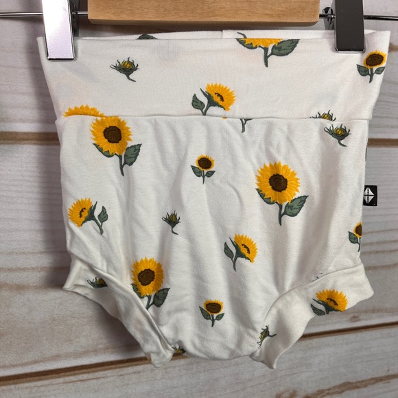 Kyte Baby Sunflower Bamboo T-Shirt and Bummies Set Cream Olive Green 4T - Picture 5 of 7